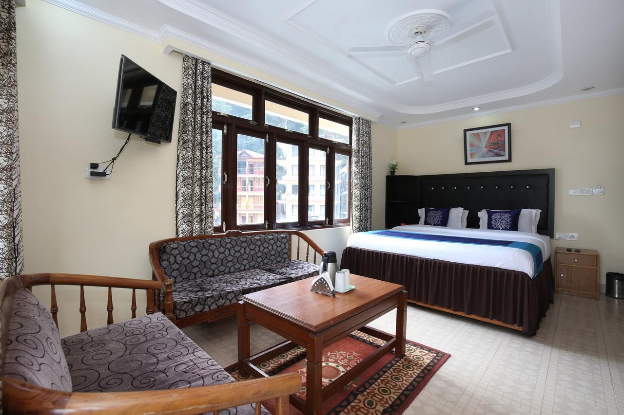 Oyo 9942 Hotel Ravine Дхарамсала Екстериор снимка