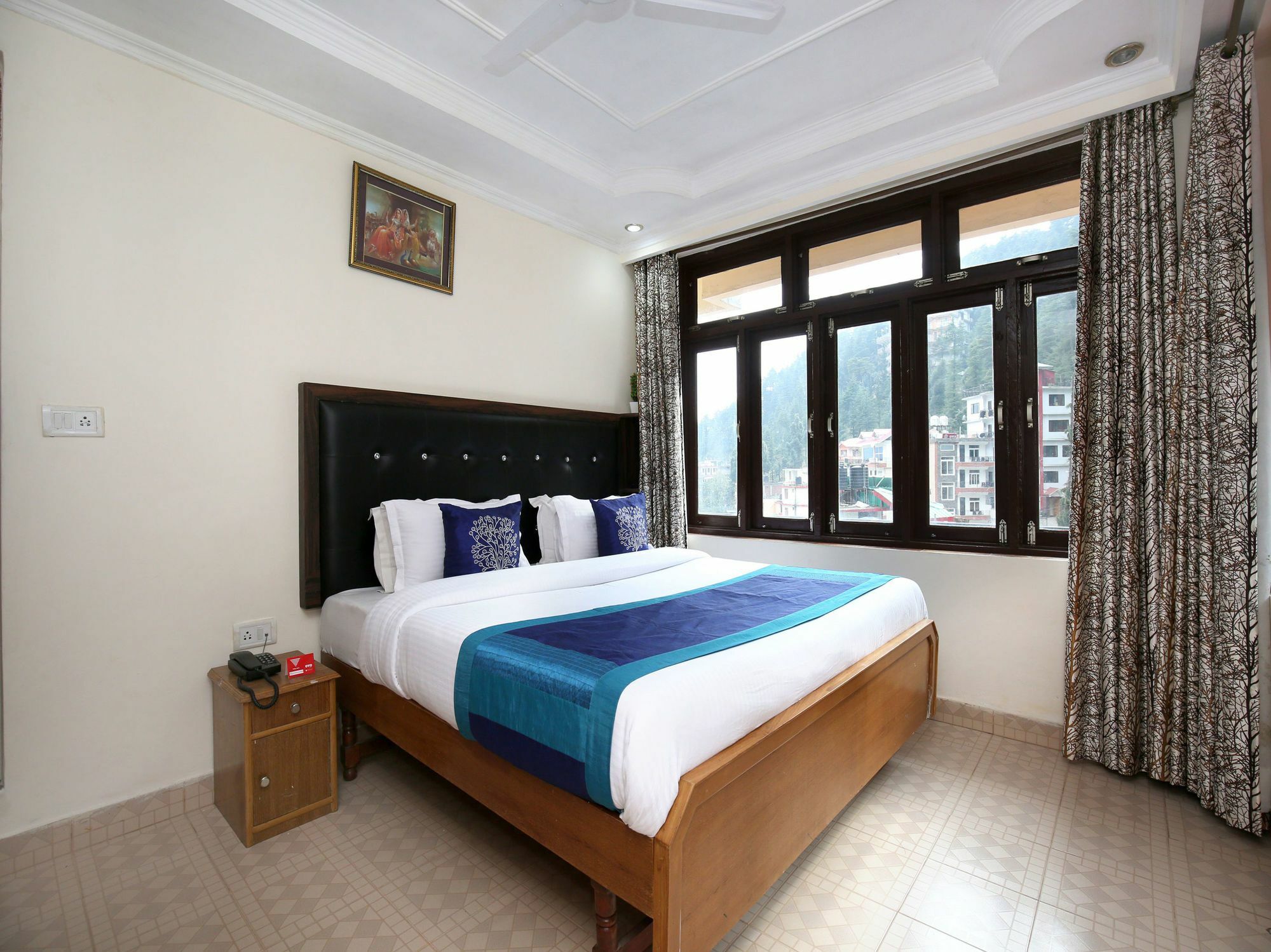 Oyo 9942 Hotel Ravine Дхарамсала Екстериор снимка